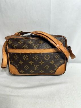 Louis Vuitton Crossbody Bag